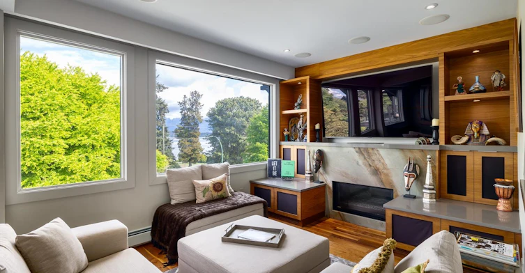 3242 W 1st Avenue, Vancouver, BC, V6K 1H5 - 5