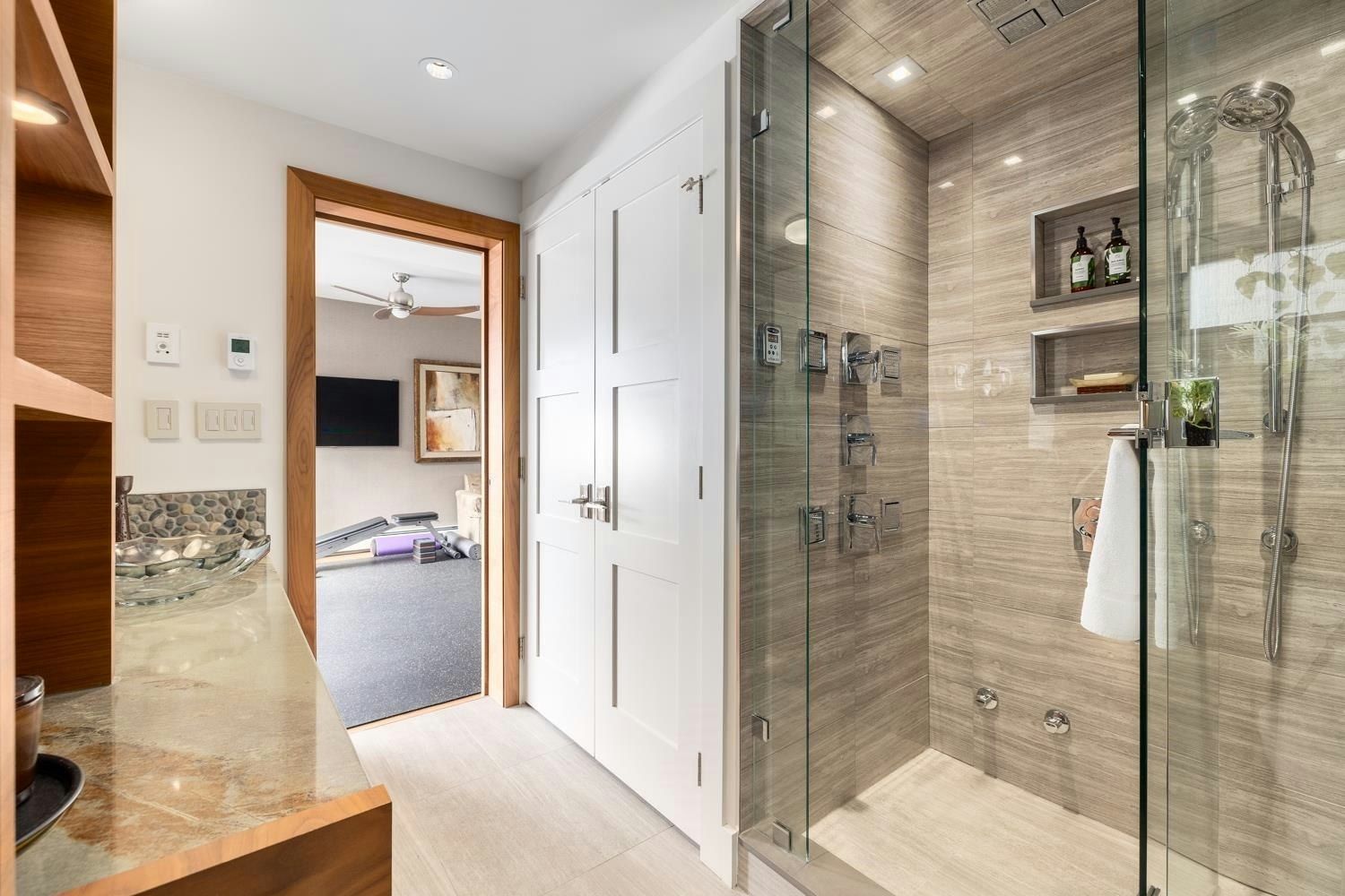 3242 W 1st Avenue, Vancouver, BC, V6K 1H5 - 20