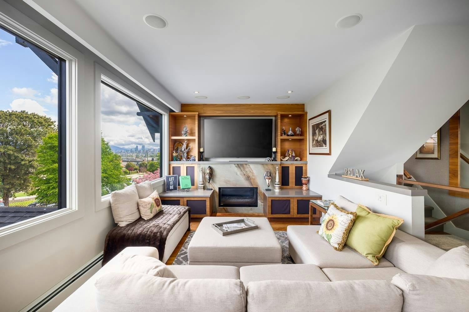 3242 W 1st Avenue, Vancouver, BC, V6K 1H5 - 4