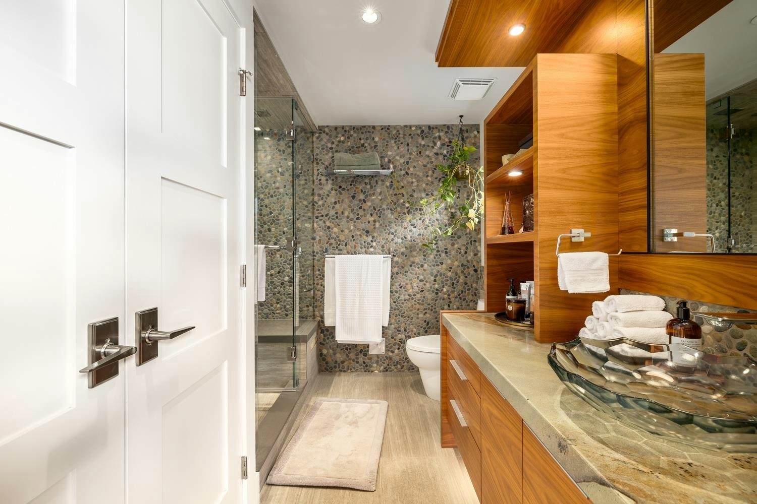 3242 W 1st Avenue, Vancouver, BC, V6K 1H5 - 19