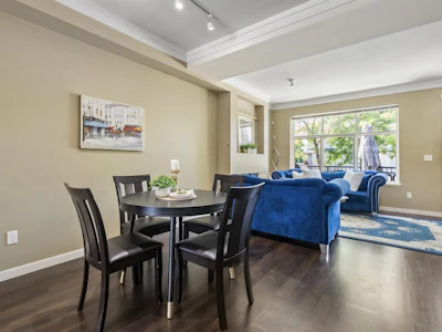 73-6956 193 Street - 5