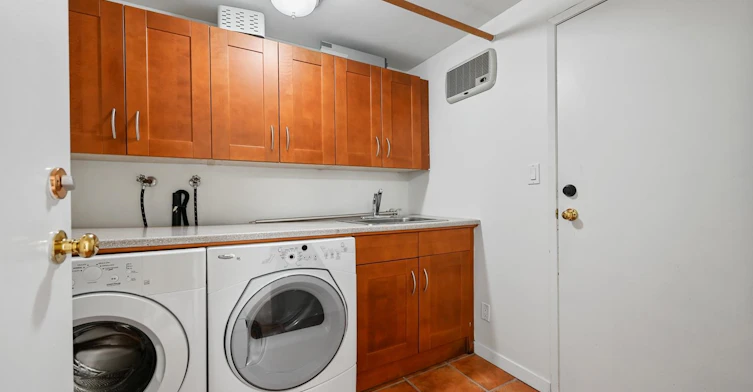 Main Floor-310 St. James Road, North Vancouver, BC, V7N 1L2 - 27