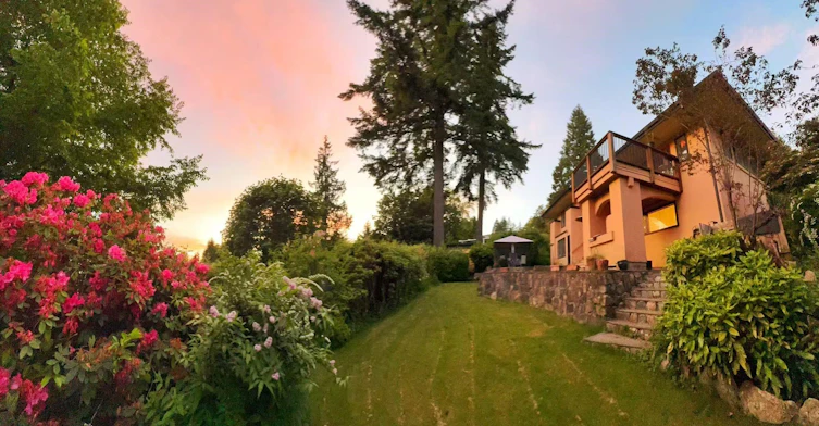 Main Floor-310 St. James Road, North Vancouver, BC, V7N 1L2 - 2