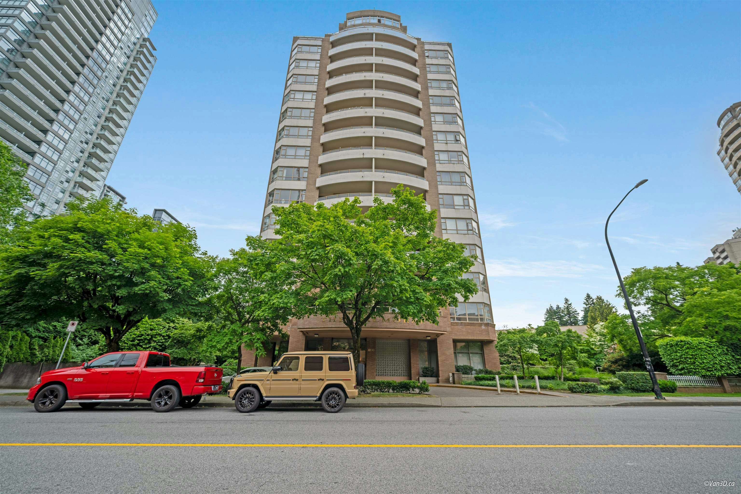 703-4830 Bennet Street Street, Burnaby, BC, V5H 4P6