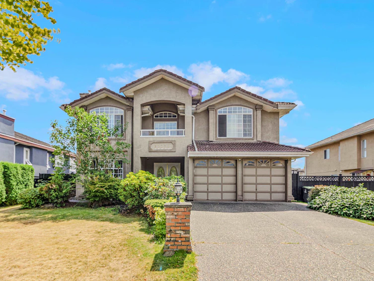 12256 64a Avenue, Surrey, BC, V3W 3R8