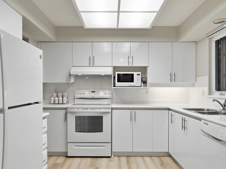 303-106 W Kings Road, North Vancouver, BC, V7N 2L8 - 5