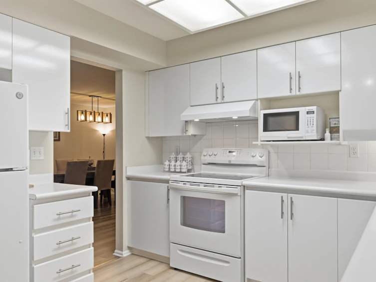 303-106 W Kings Road, North Vancouver, BC, V7N 2L8 - 7