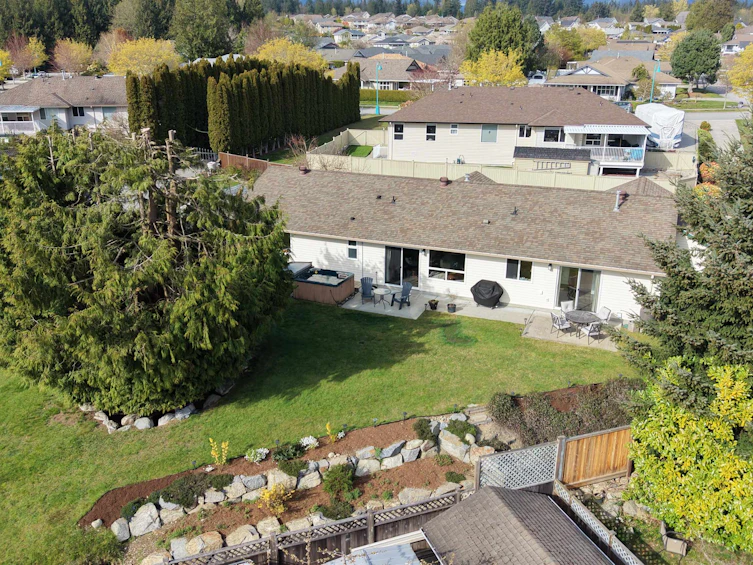 6365 Homestead Avenue, Sechelt, BC, V7Z 0M7 - 4