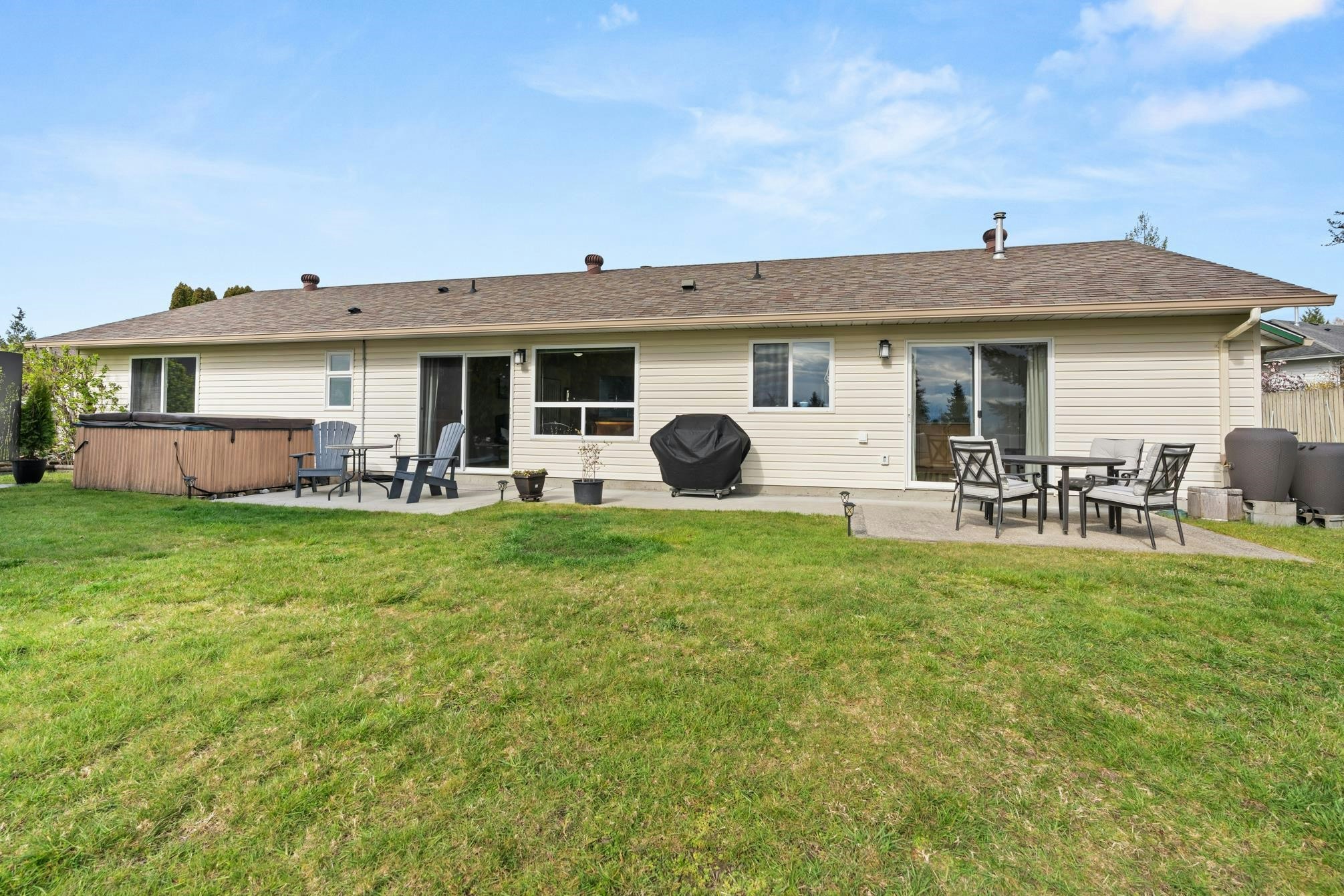 6365 Homestead Avenue, Sechelt, BC, V7Z 0M7 - 31