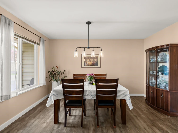 6365 Homestead Avenue, Sechelt, BC, V7Z 0M7 - 11