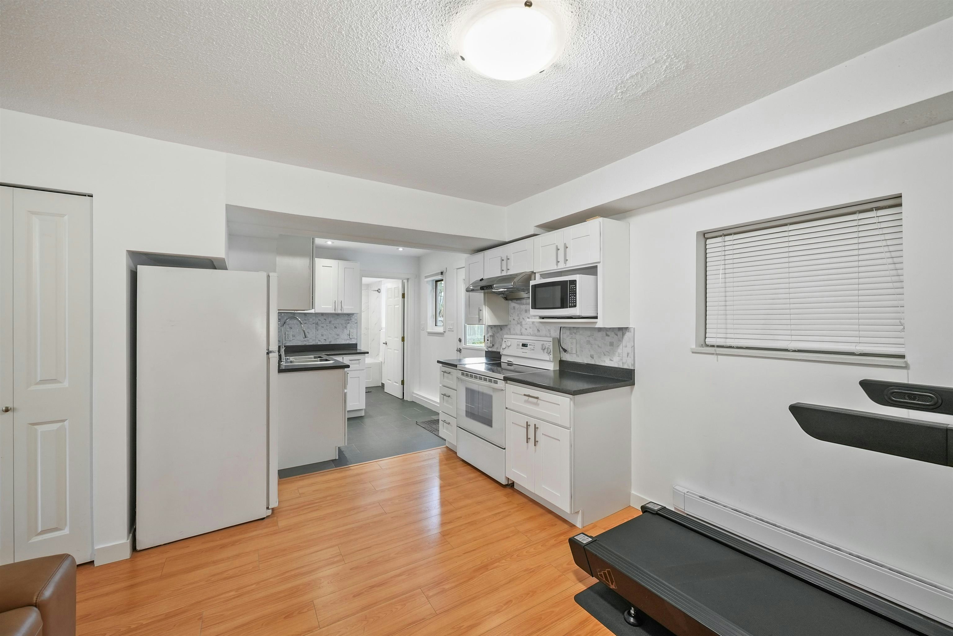 1071 Spar Drive, Coquitlam, BC, V3H 3H2 - 21