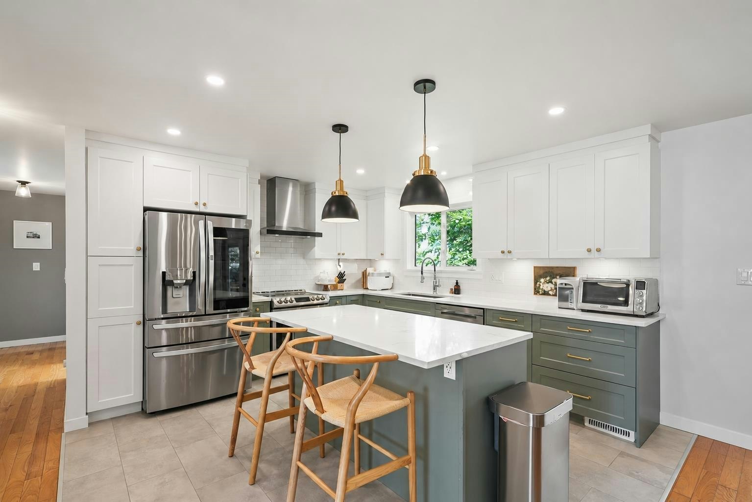 1071 Spar Drive, Coquitlam, BC, V3H 3H2