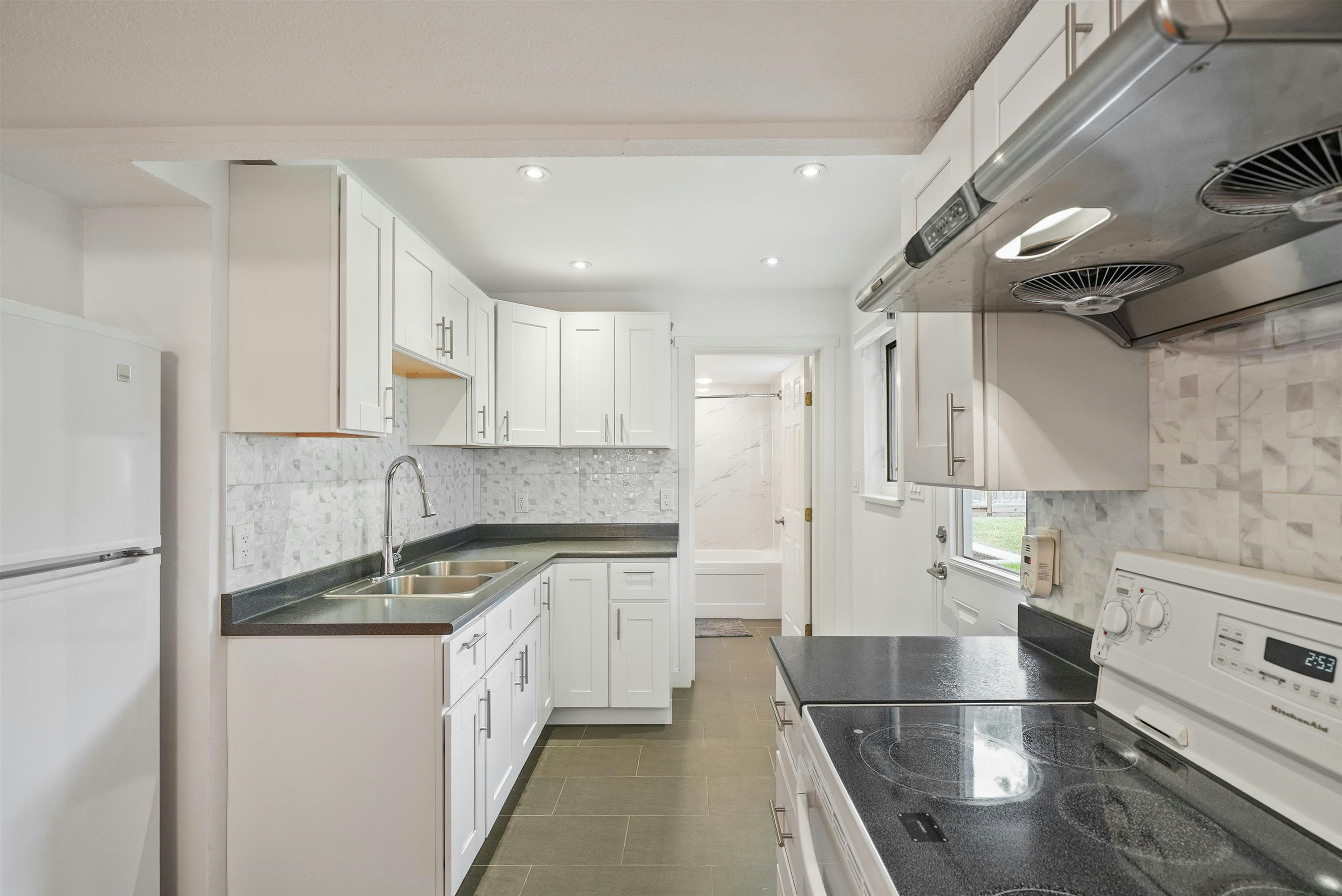 1071 Spar Drive, Coquitlam, BC, V3H 3H2 - 22