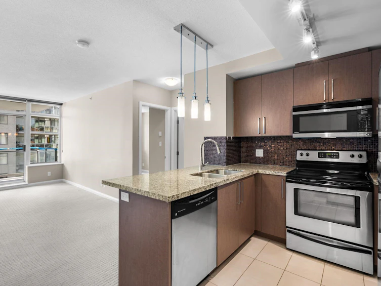 1709-888 Carnarvon Street, New Westminster, BC, V3M 0C6 - 8