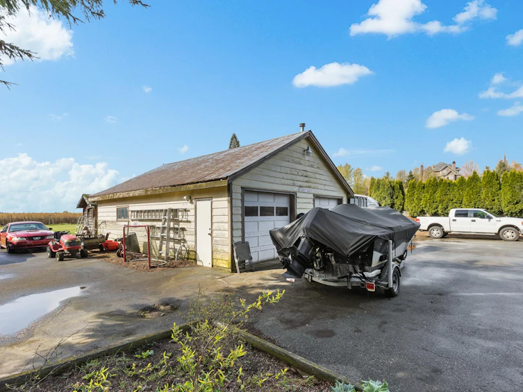 33120 Huntingdon Road, Abbotsford, BC, V2S 7Z3 - 32