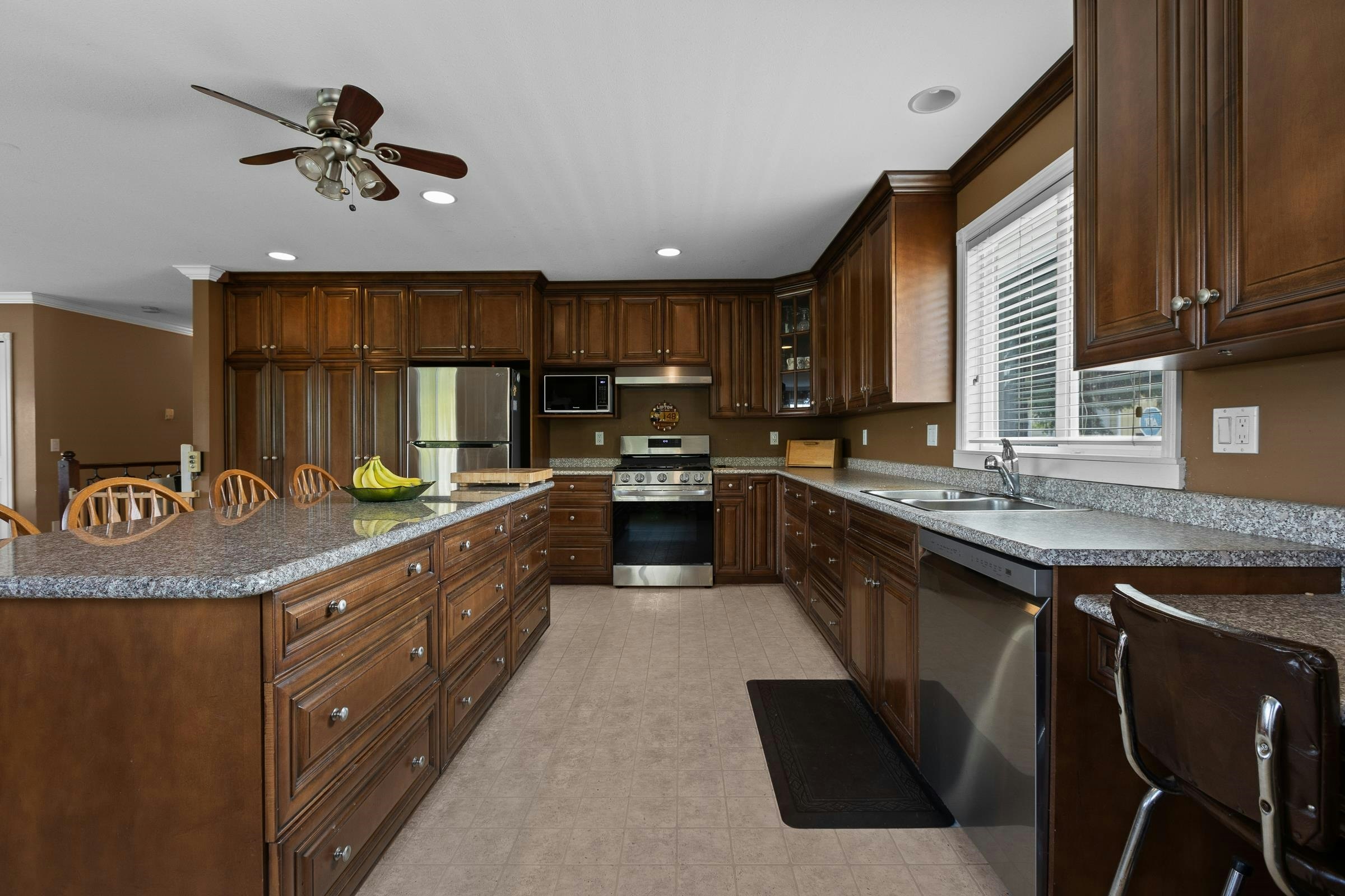 33120 Huntingdon Road, Abbotsford, BC, V2S 7Z3 - 20