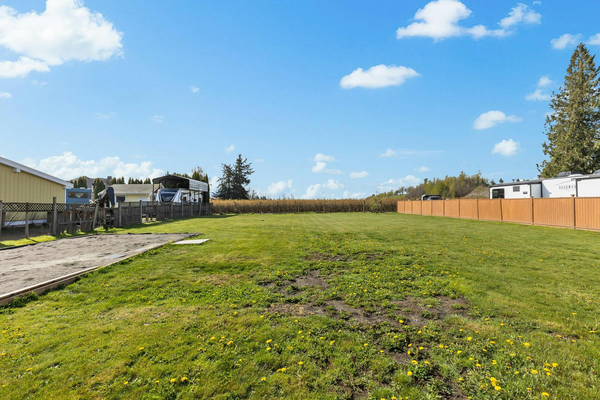 33120 Huntingdon Road, Abbotsford, BC, V2S 7Z3 - 33