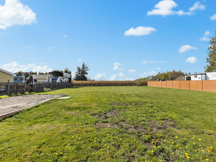 33120 Huntingdon Road, Abbotsford, BC, V2S 7Z3 - 33