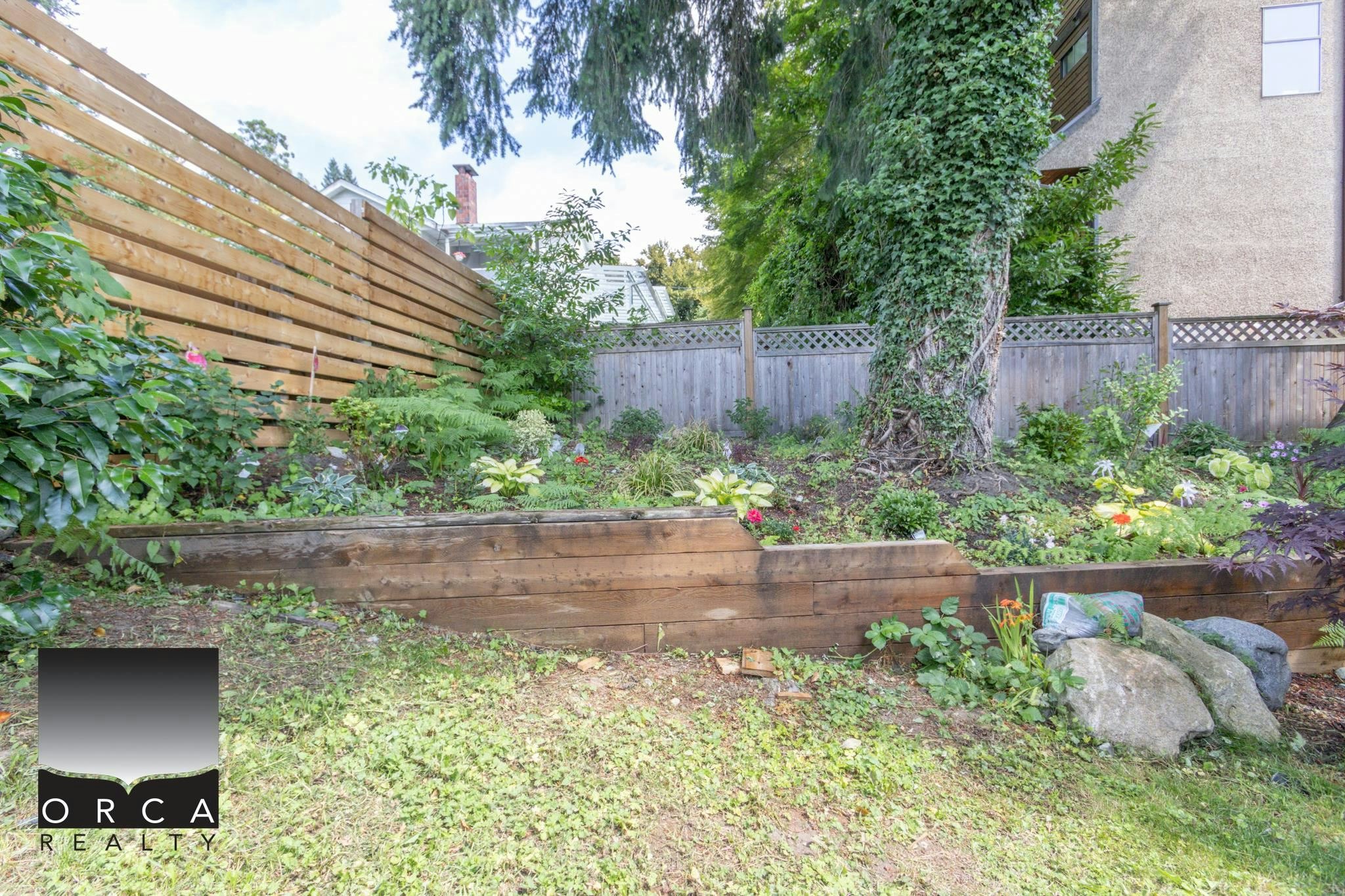 116 W Windsor Road, North Vancouver, BC, V7N 2M8 - 17