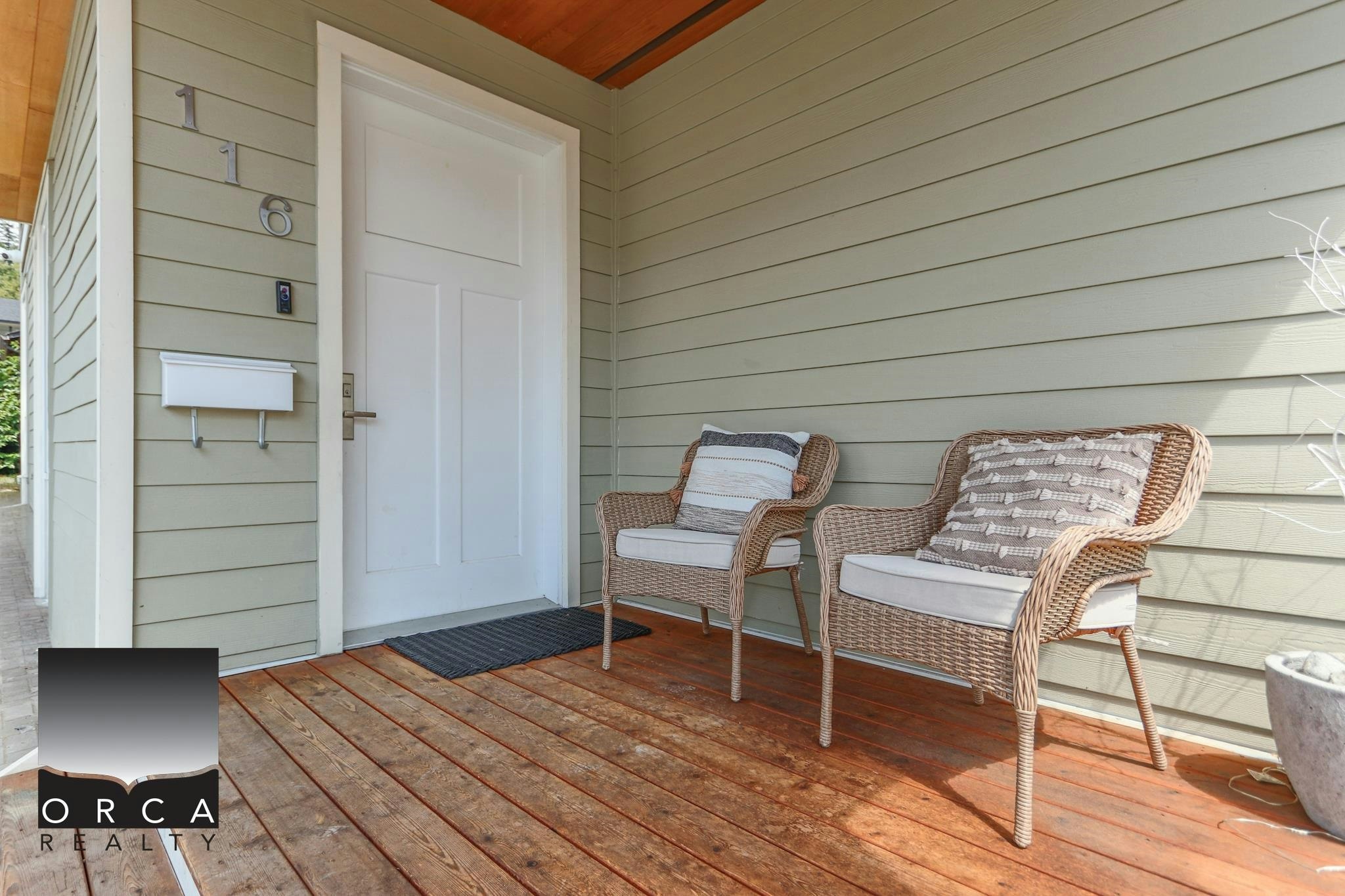116 W Windsor Road, North Vancouver, BC, V7N 2M8 - 35