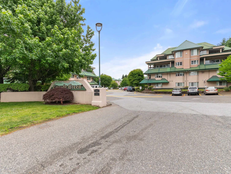 311-2964 Trethewey Street, Abbotsford, BC, V2T 6P4 - 2