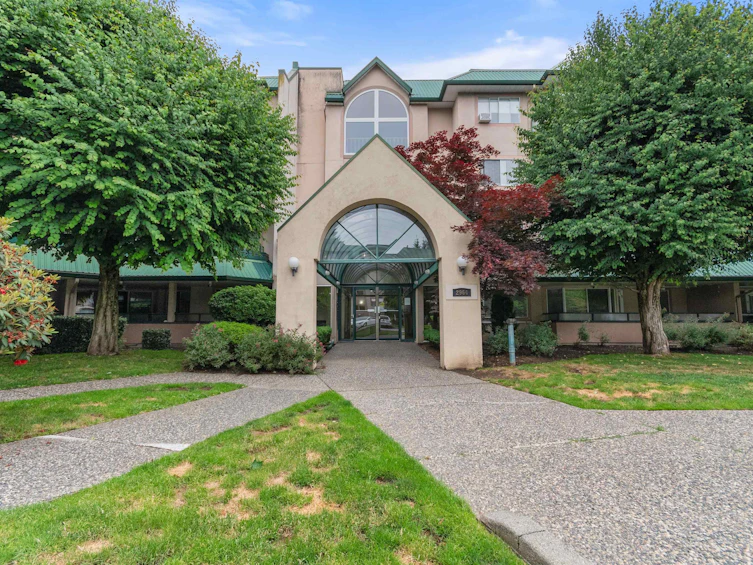 311-2964 Trethewey Street, Abbotsford, BC, V2T 6P4