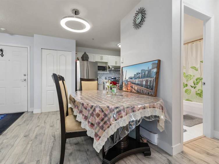 311-2964 Trethewey Street, Abbotsford, BC, V2T 6P4 - 9