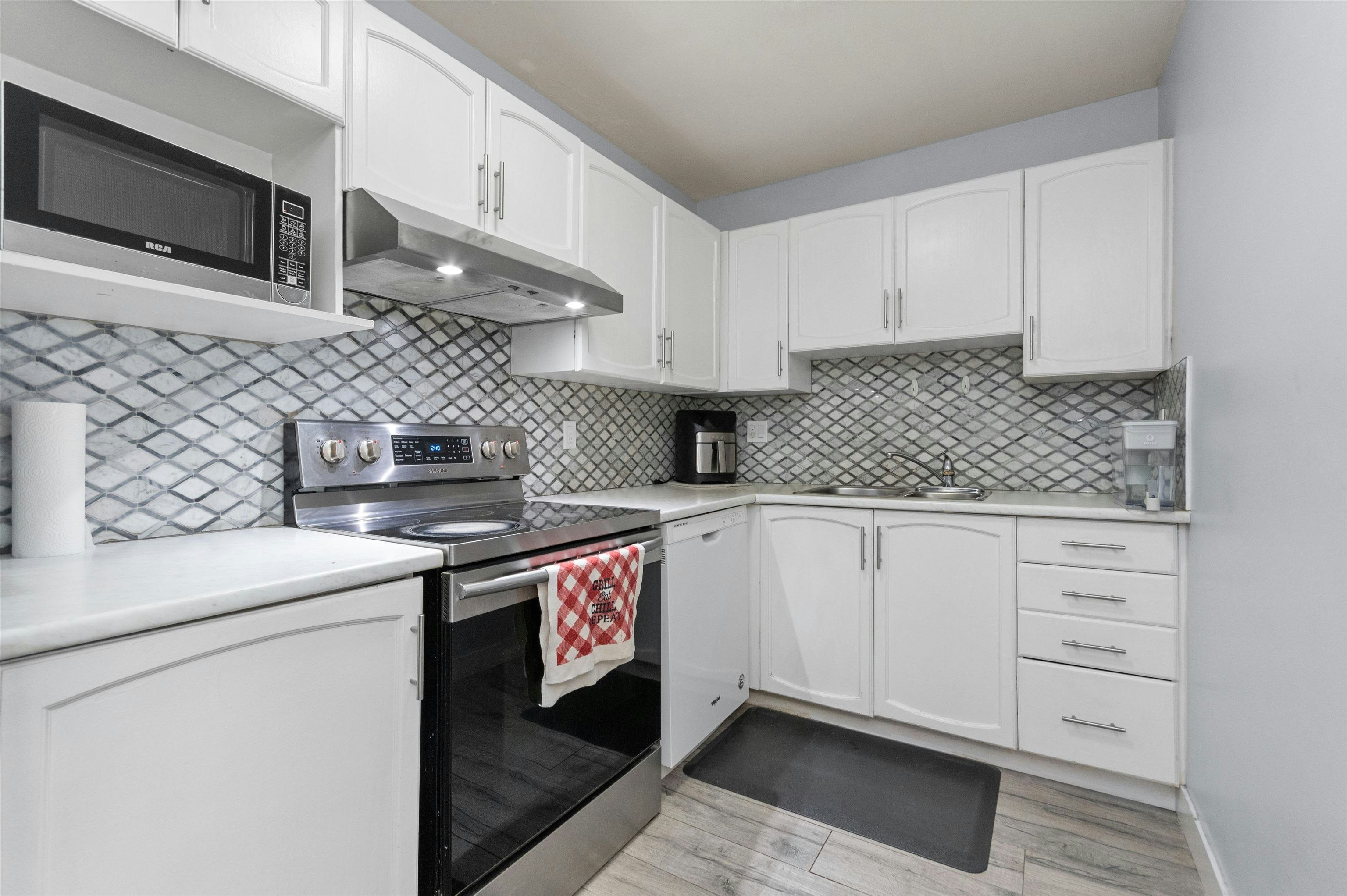 311-2964 Trethewey Street, Abbotsford, BC, V2T 6P4 - 6