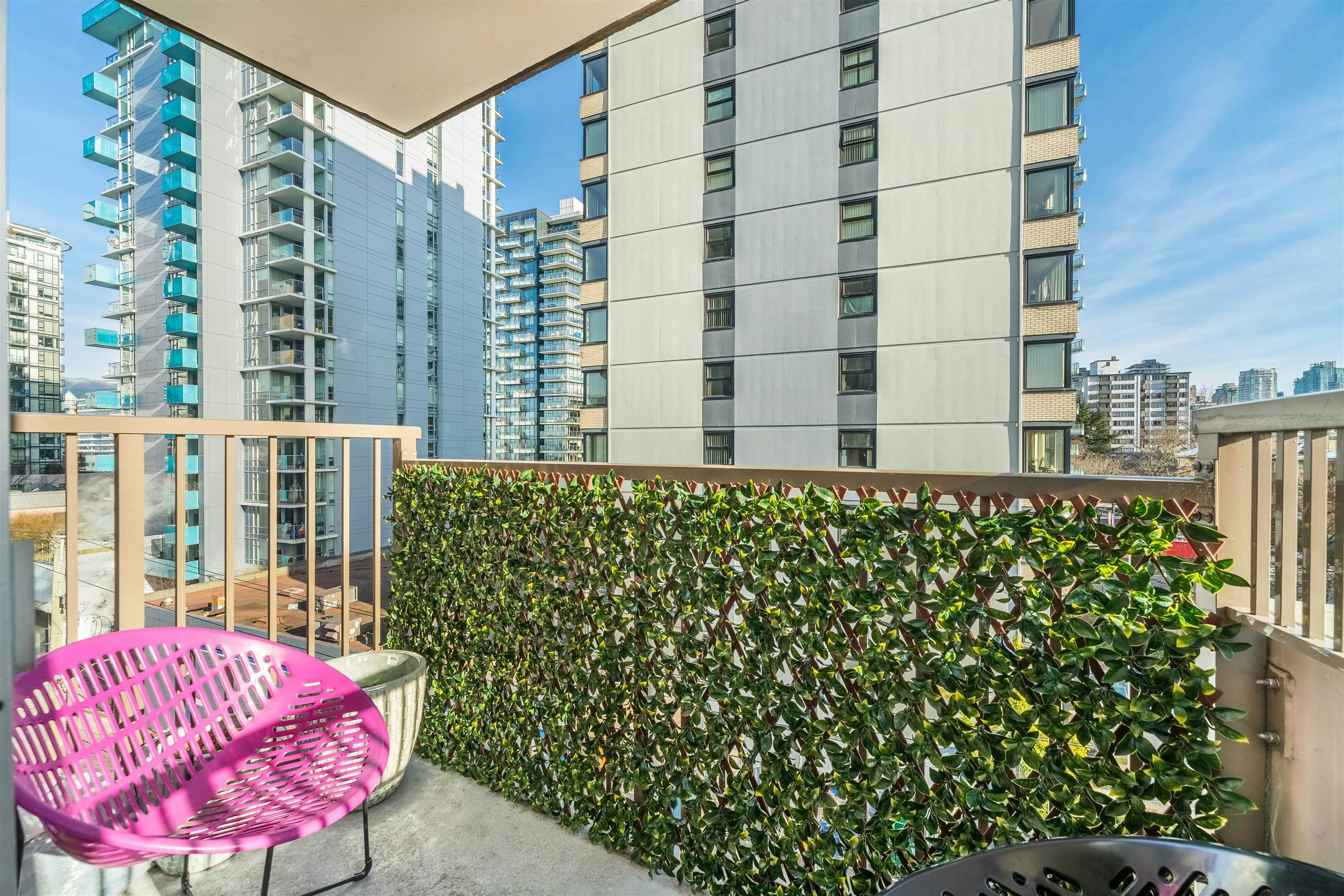 605-1251 Cardero Street, Vancouver, BC, V6G 2H9 - 16