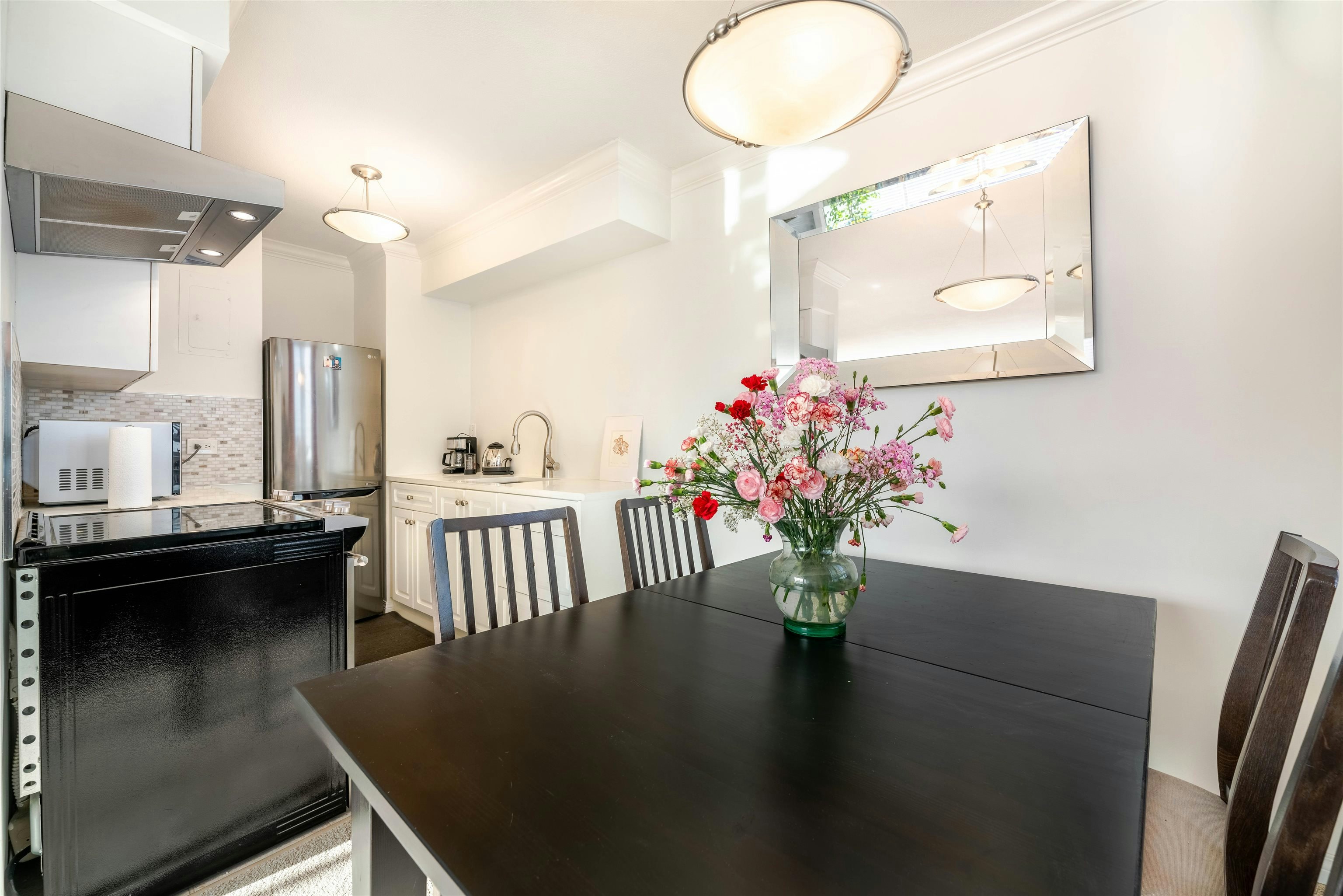 605-1251 Cardero Street, Vancouver, BC, V6G 2H9 - 11