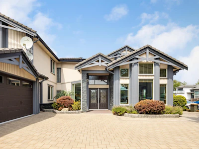 4451 Granville Avenue - 4