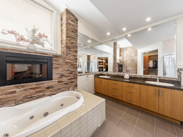 4451 Granville Avenue, Richmond, BC, V7C 1E2 - 24