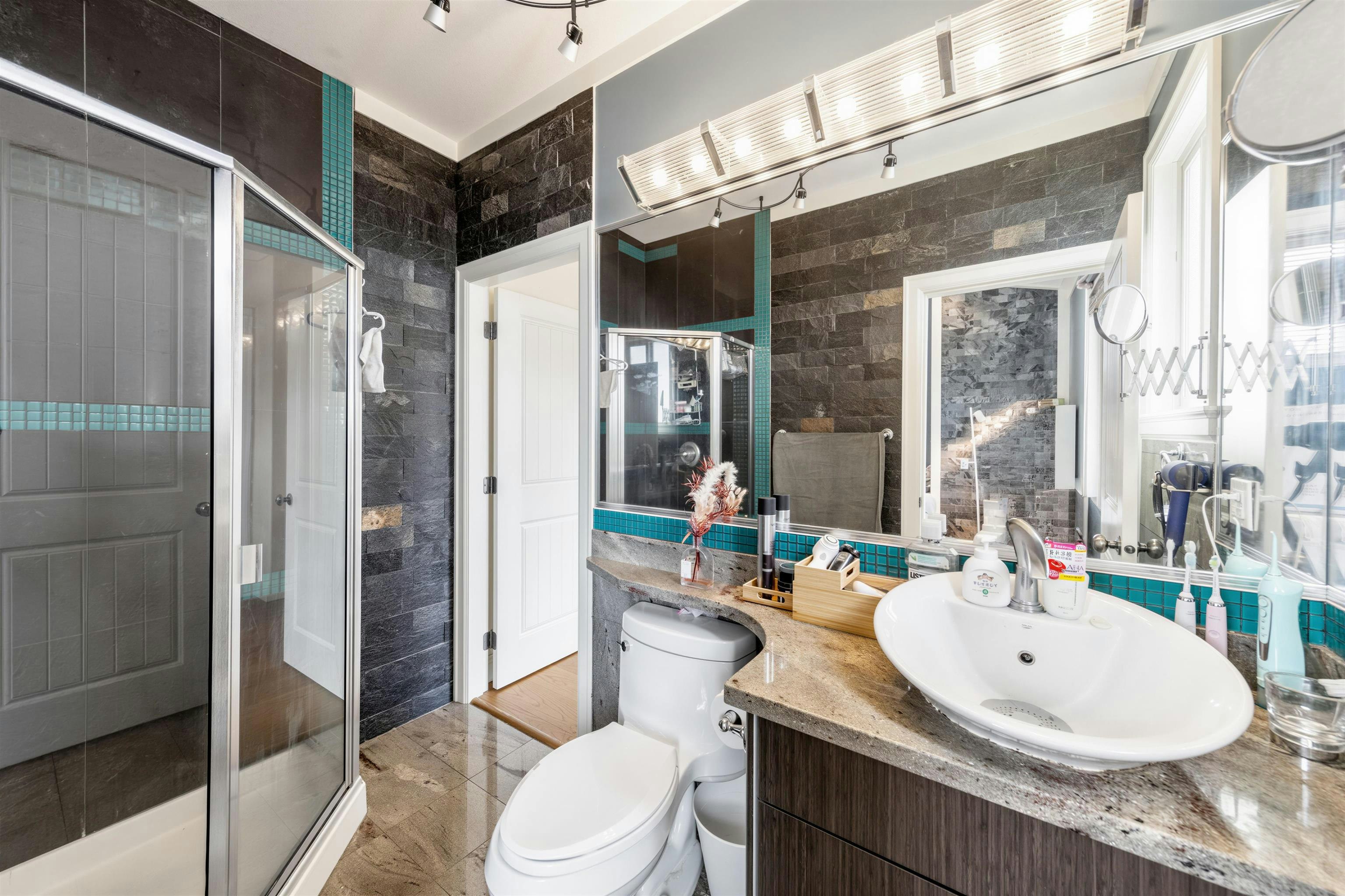 4451 Granville Avenue, Richmond, BC, V7C 1E2 - 31