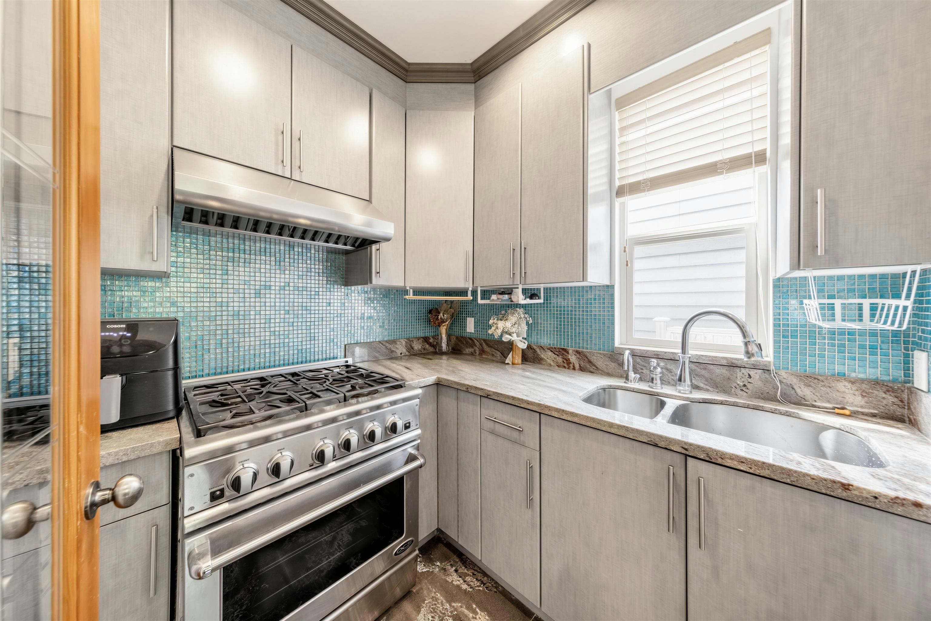 4451 Granville Avenue, Richmond, BC, V7C 1E2 - 18