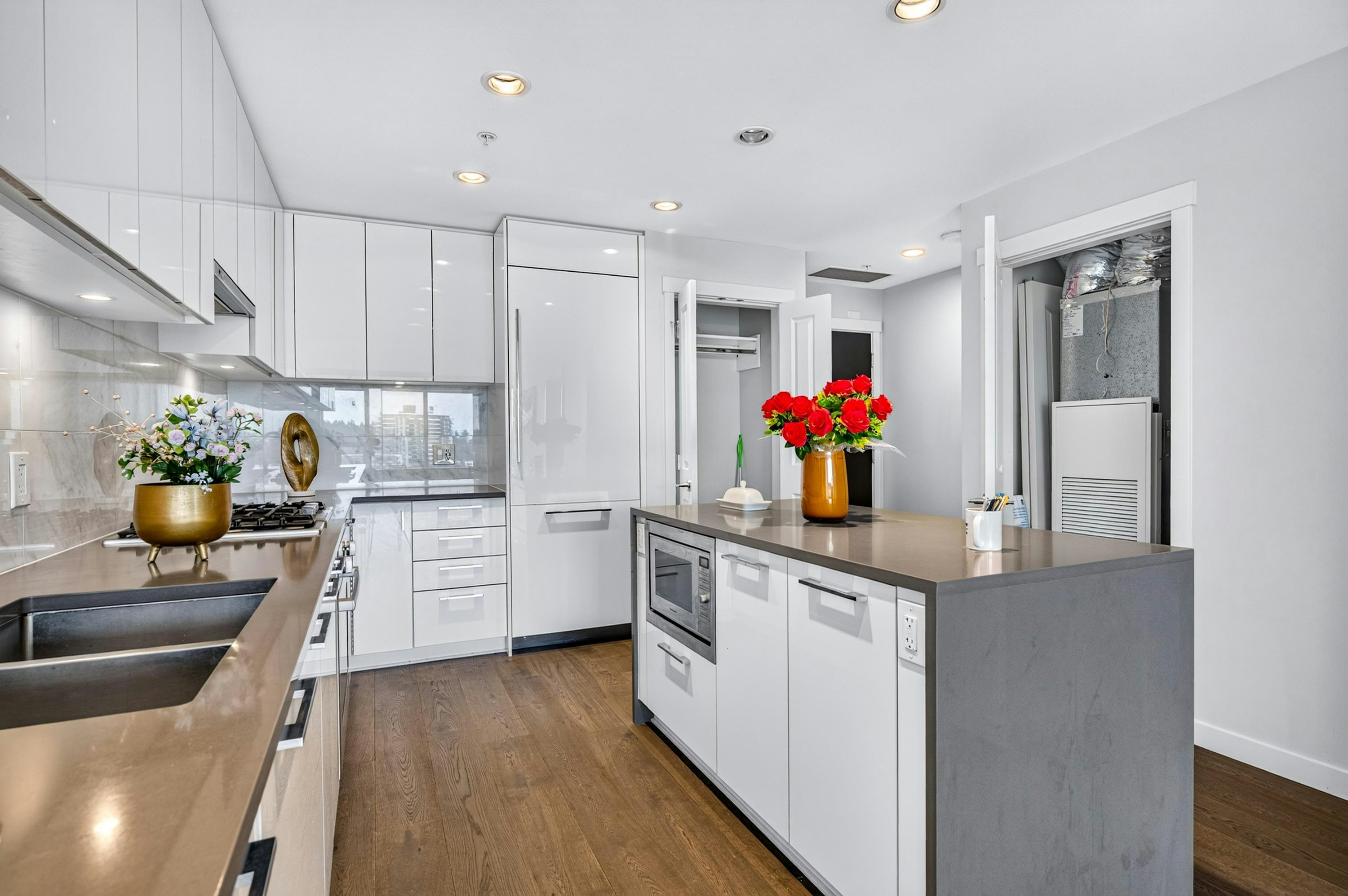1302-3487 Binning Road, Vancouver, BC, V6S 0K8 - 10