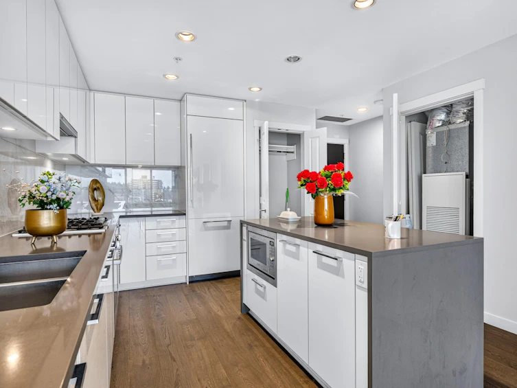 1302-3487 Binning Road, Vancouver, BC, V6S 0K8 - 10