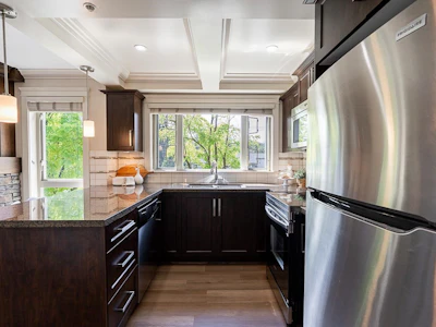 312-2175 Fraser Avenue - 5