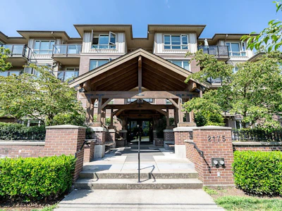 312-2175 Fraser Avenue - 2