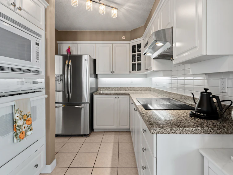12D-328 Taylor Way, West Vancouver, BC, V7T 2Y1 - 17