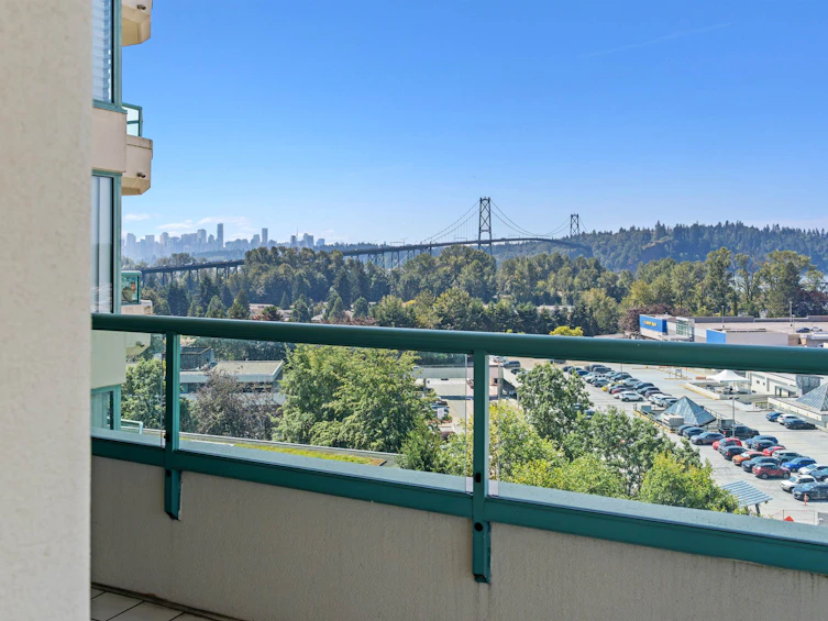 12D-328 Taylor Way, West Vancouver, BC, V7T 2Y1 - 2