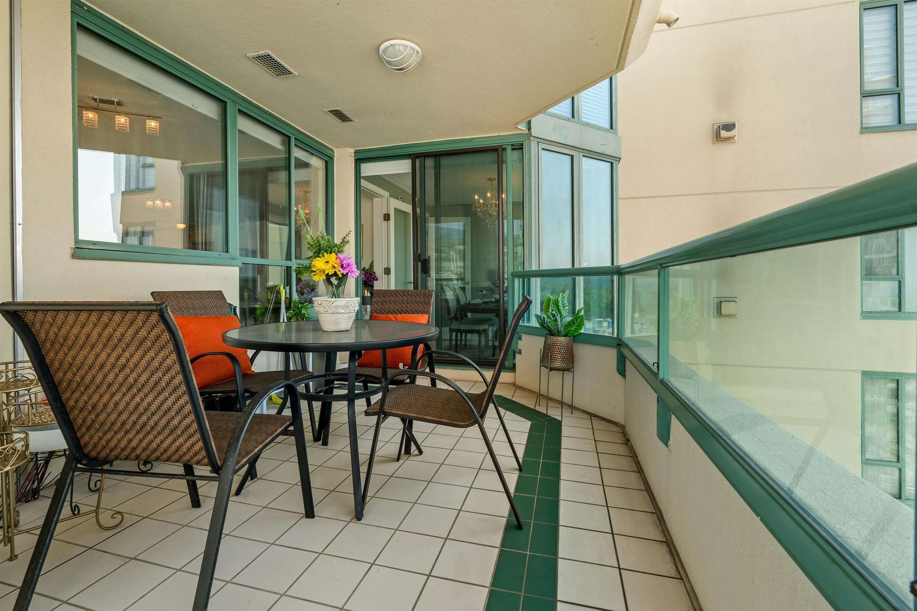 12D-328 Taylor Way, West Vancouver, BC, V7T 2Y1 - 27