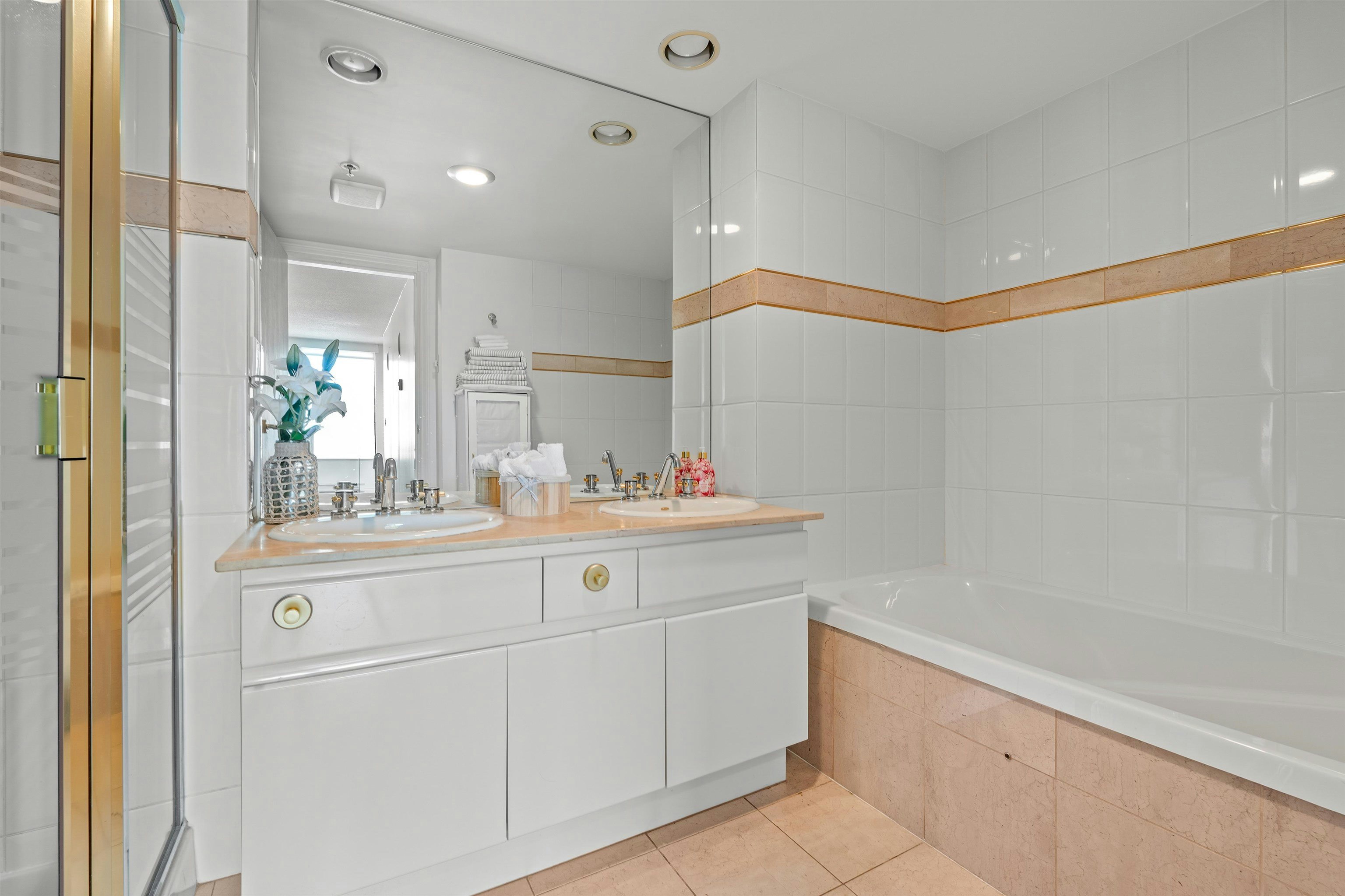 12D-328 Taylor Way, West Vancouver, BC, V7T 2Y1 - 33
