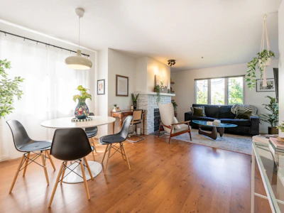 209-643 W 7th Avenue - 5