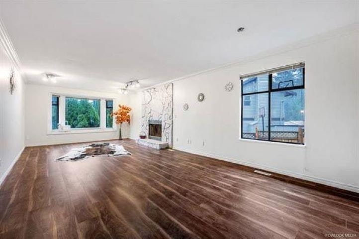 2628 Mclaughlin Court, Coquitlam, BC, V3B 6K4 - 3