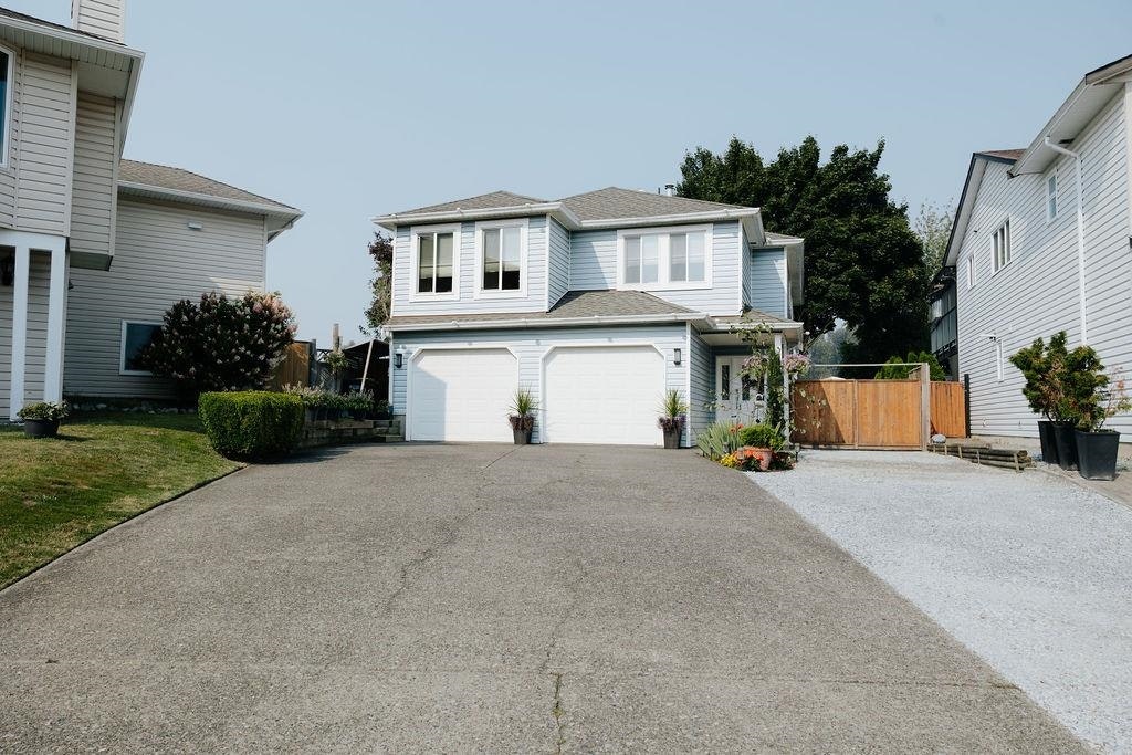 3302 274a Street, Langley, BC, V4W 3J2