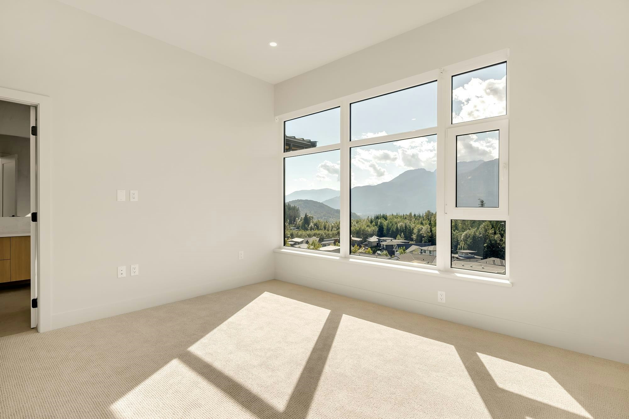 11-3407 Mamquam Road, Squamish, BC, V8B 1E4 - 18