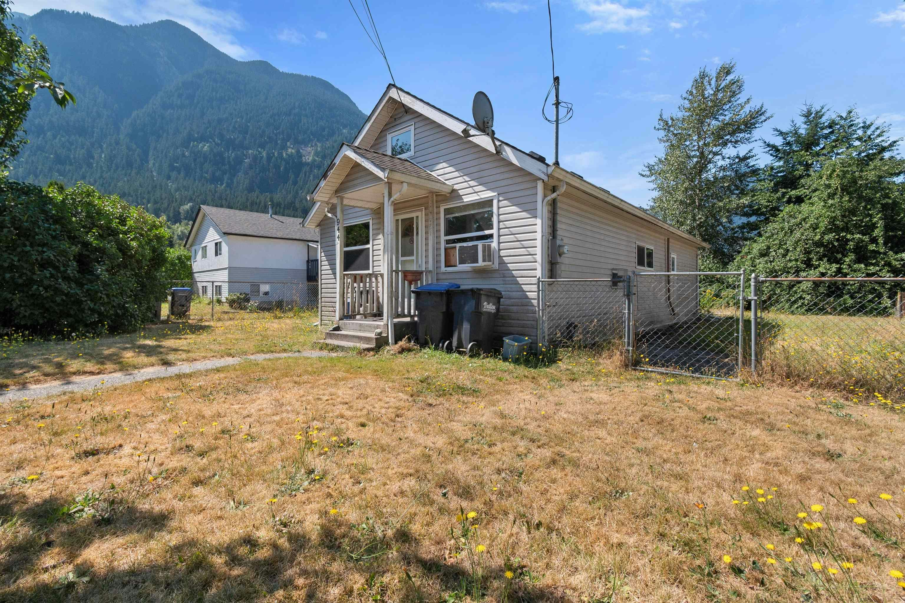 944 3rd Avenue, Hope, BC, V0X 1L0 - 28