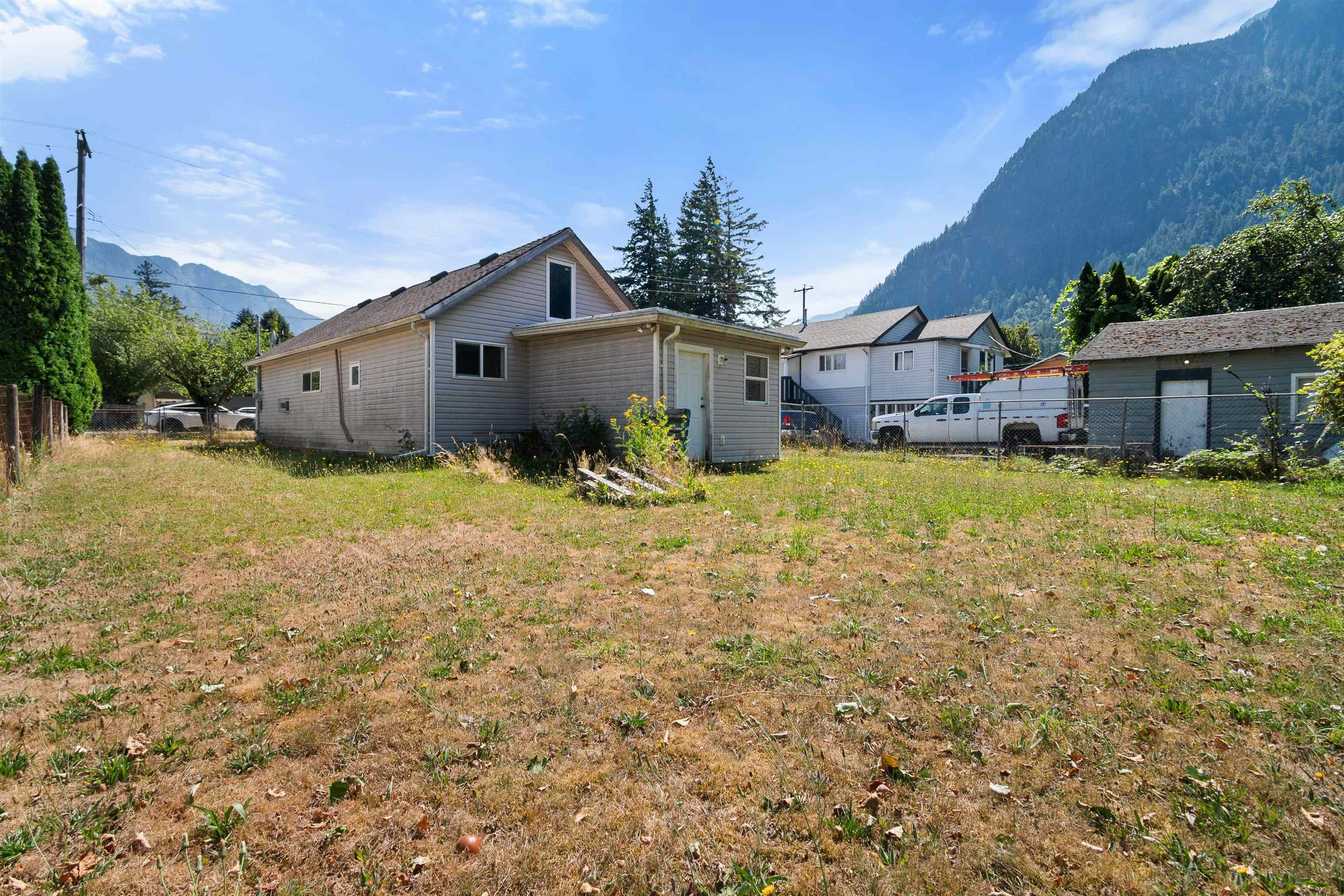 944 3rd Avenue, Hope, BC, V0X 1L0 - 30