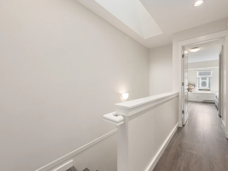 319 W 59th Avenue, Vancouver, BC, V5X 1X3 - 19