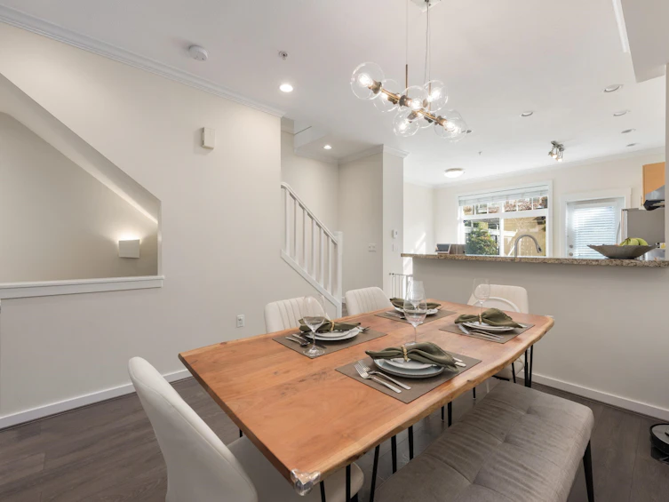 319 W 59th Avenue, Vancouver, BC, V5X 1X3 - 12